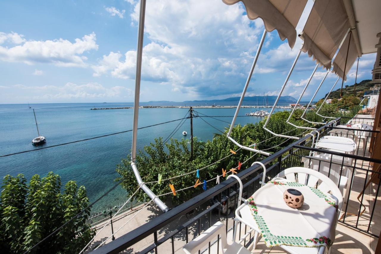 Orfanos Loutraki Rooms Exteriör bild