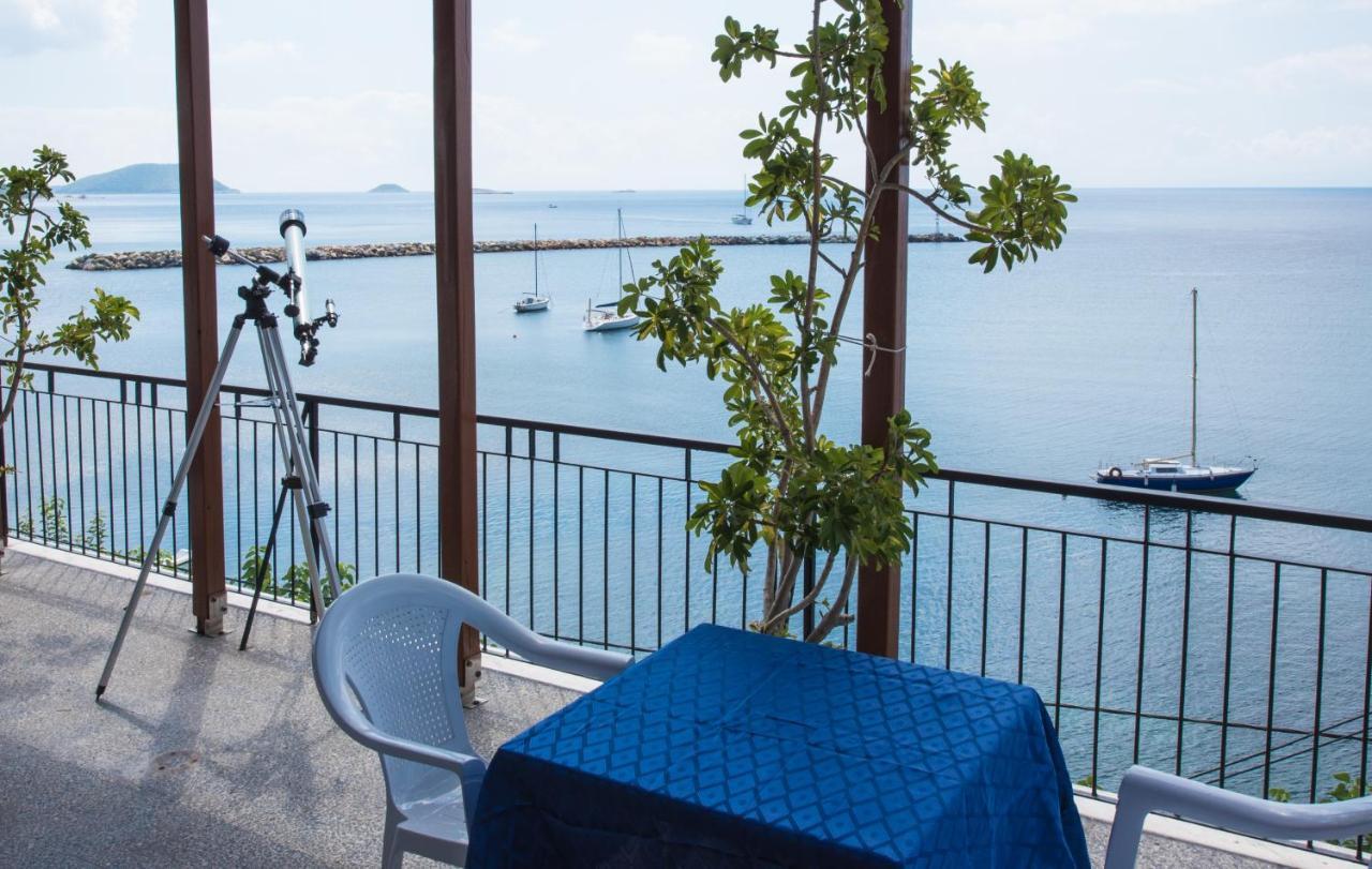 Orfanos Loutraki Rooms Exteriör bild